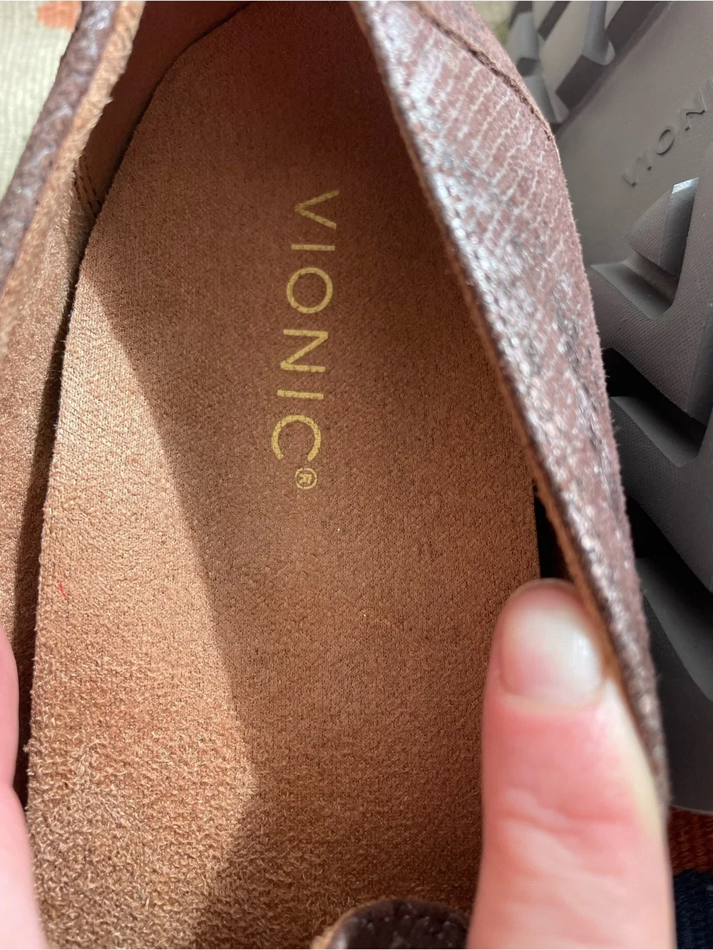 Vionic kensley slip